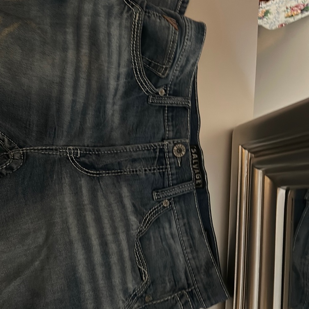 Buckle jeans